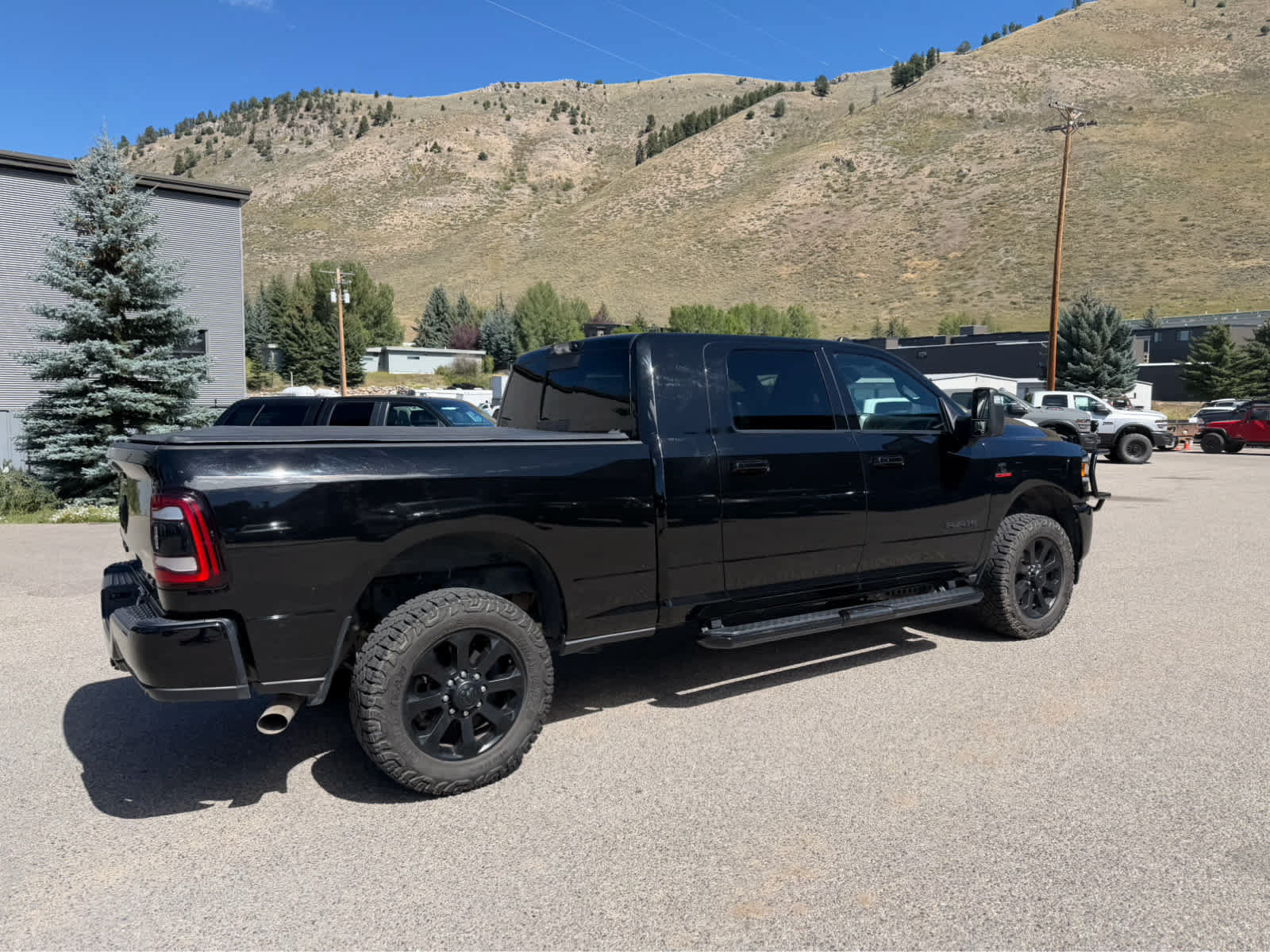 Used 2023 RAM 2500 Laramie AWD/4WD image 10