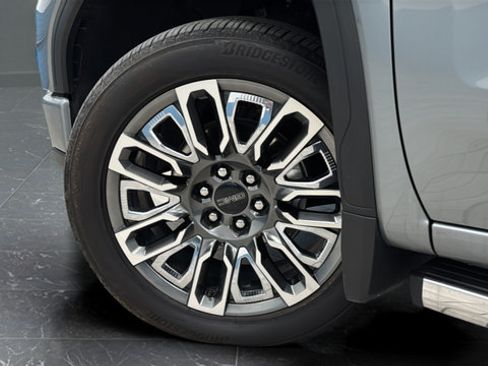 Used 2025 GMC Sierra 1500 Denali Ultimate AWD/4WD image 39