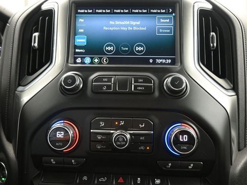 Used 2021 Chevrolet Silverado 1500 LT image 13