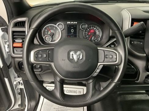 Used 2024 RAM 2500 Tradesman w/ Chrome Appearance Group AWD/4WD image 16