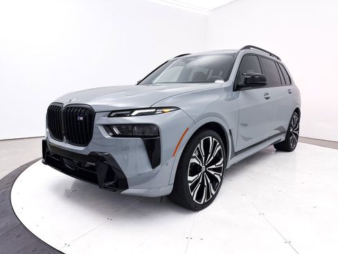 Used 2023 BMW X7 M60i w/ Executive Package AWD/4WD image 17
