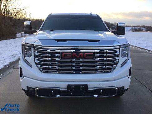 Used 2023 GMC Sierra 1500 Denali w/ Technology Package image 2
