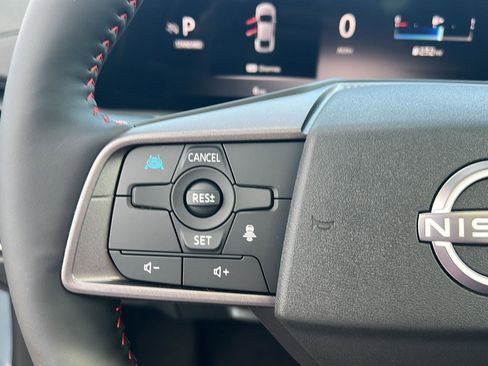 New 2026 Nissan Sentra SR w/ SR Premium Package FWD image 21
