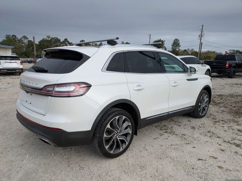 Used 2021 Lincoln Nautilus Reserve image 4