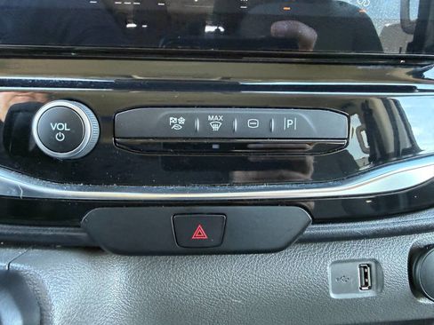 Used 2023 Ford Transit 350 XLT image 43