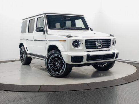 Certified 2025 Mercedes-Benz G 580 w/ EQ Technology image 1