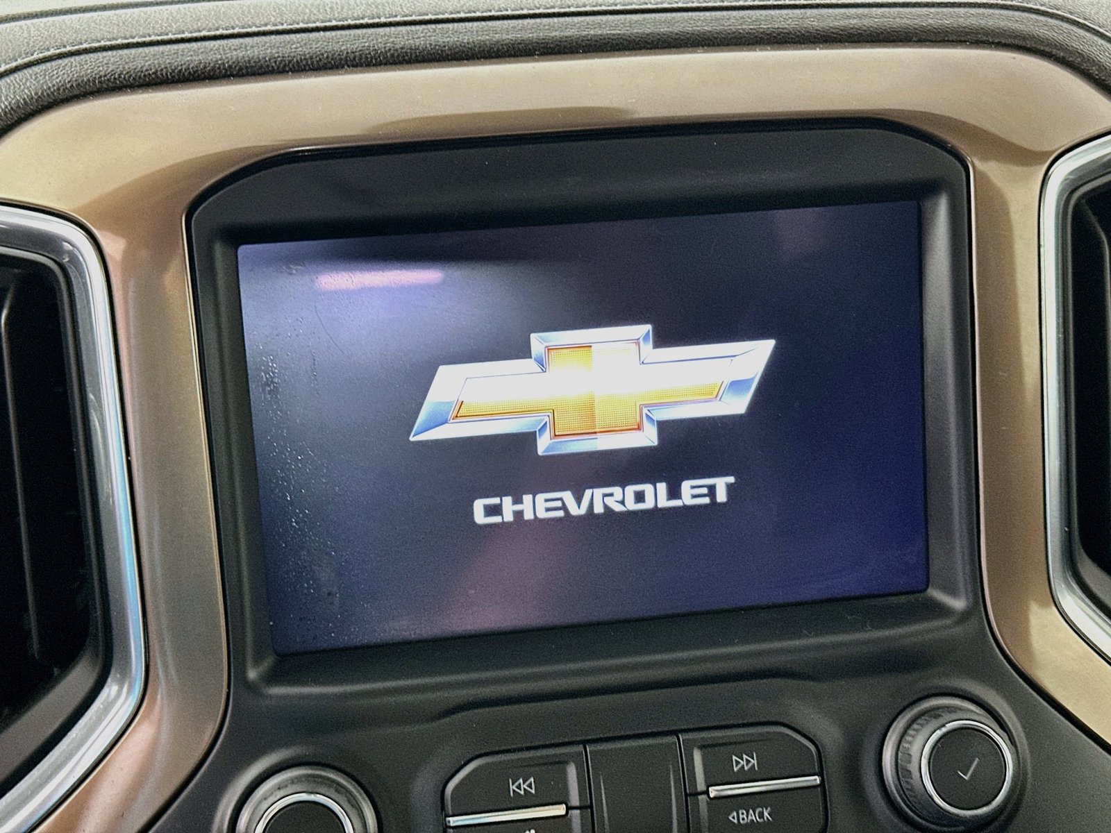 Used 2020 Chevrolet Silverado 2500 High Country w/ Z71 Off-Road Package AWD/4WD image 15