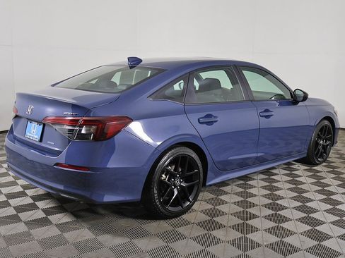 Used 2025 Honda Civic Sport image 10