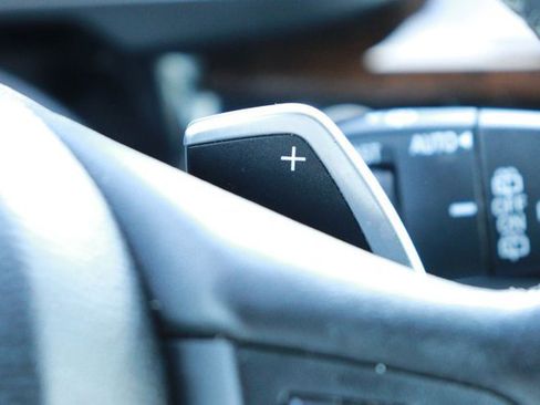 Used 2018 BMW X5 xDrive40e w/ Driving Assistance Package AWD/4WD image 26