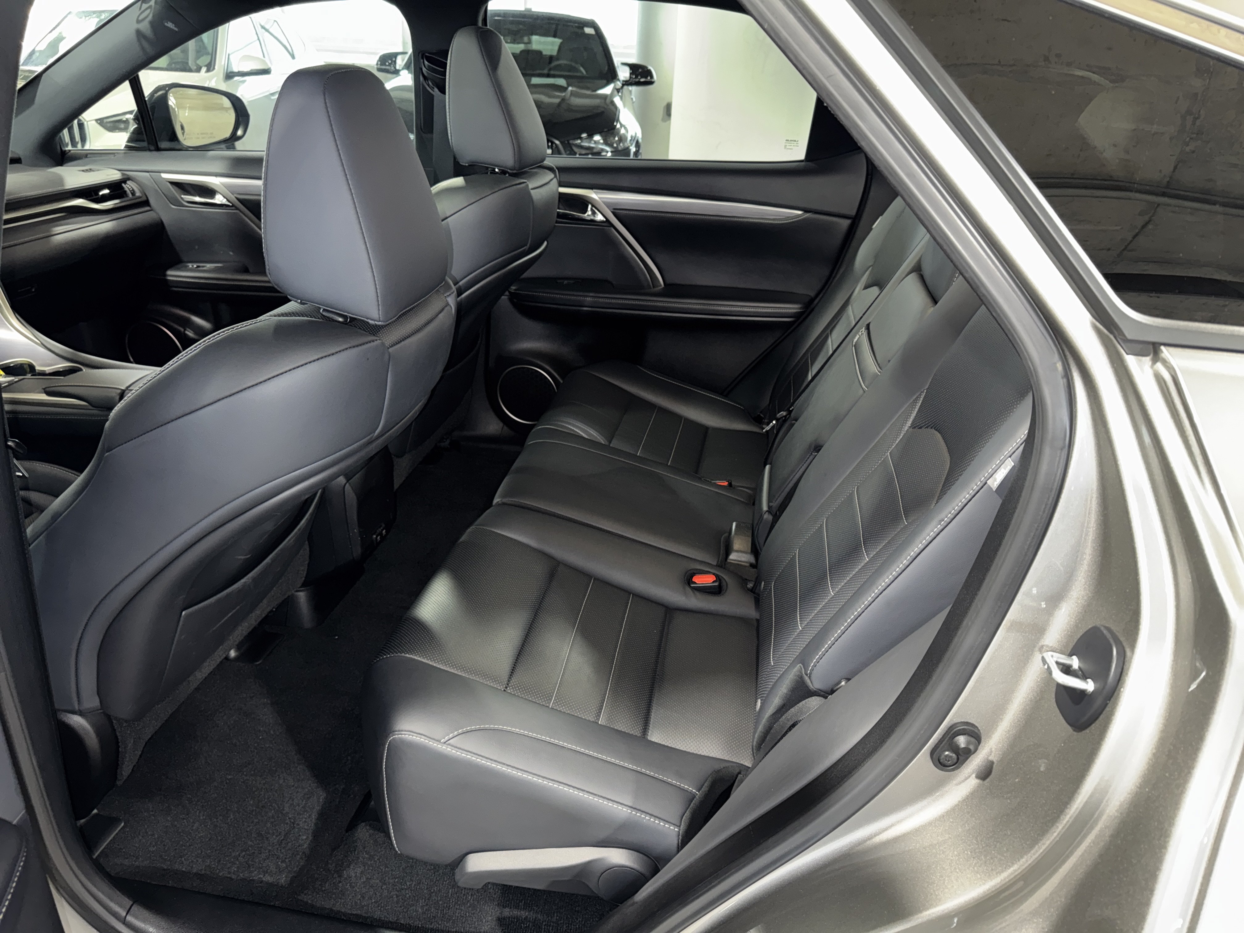 Used 2020 Lexus RX 350 F Sport w/ Accessory Package AWD/4WD image 15