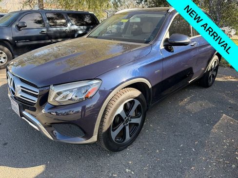 Used 2019 Mercedes-Benz GLC 350e GLC 350e image 1