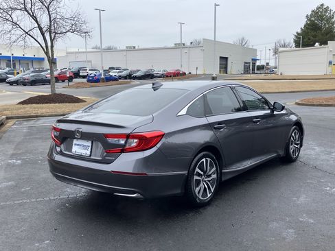 Used 2020 Honda Accord EX image 10