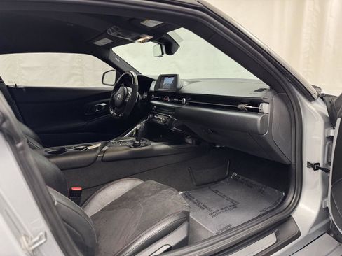 Used 2020 Toyota Supra w/ Driver Assist Package RWD image 34