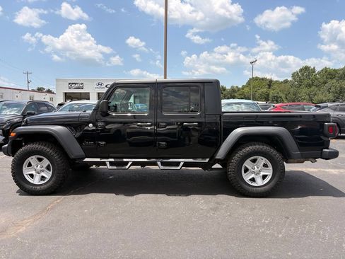 Used 2020 Jeep Gladiator Sport w/ Quick Order Package 24S AWD/4WD image 4