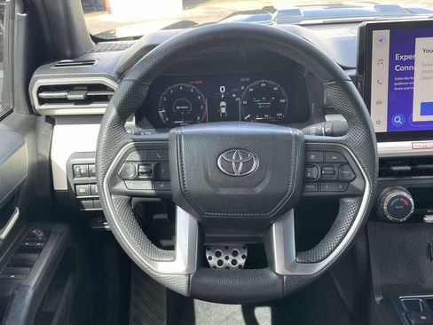 Used 2024 Toyota Tacoma TRD Sport image 25