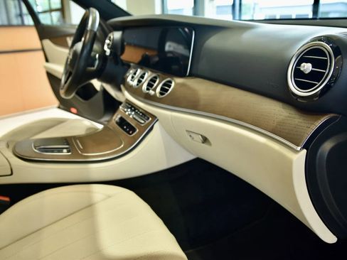 Used 2023 Mercedes-Benz E 350 E 350 4MATIC image 28