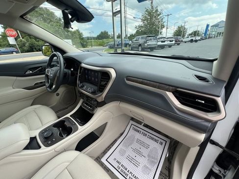 Certified 2023 GMC Acadia Denali w/ Denali Technology Package image 41