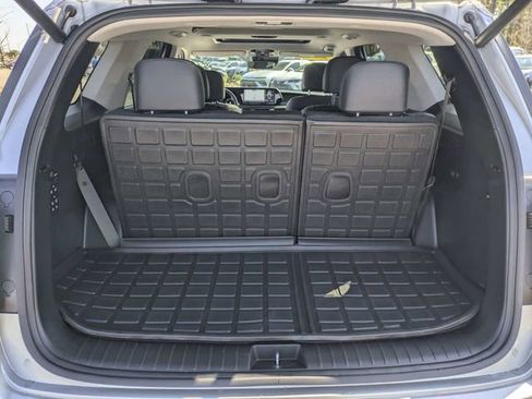 Used 2024 Hyundai Palisade Limited image 12