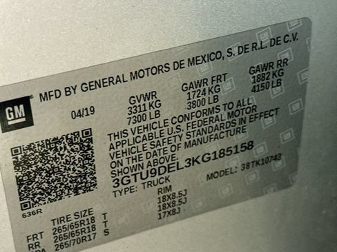 Used 2019 GMC Sierra 1500 SLT AWD/4WD image 33