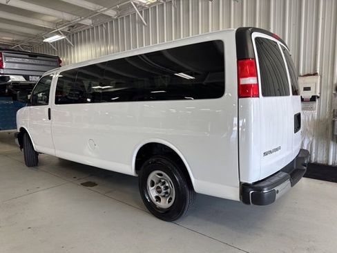 Used 2025 GMC Savana 3500 LT w/ LT Preferred Equipment Group RWD image 5
