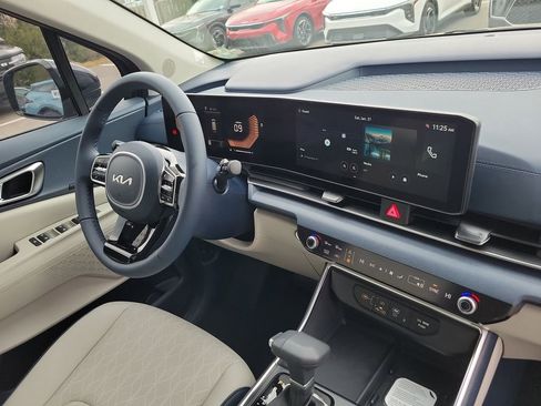 New 2026 Kia Carnival EX image 8