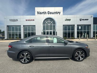 Used 2022 Volkswagen Passat 2.0T SE