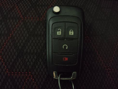 Used 2018 Chevrolet Sonic LT FWD image 32