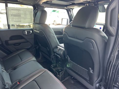 New 2026 Jeep Gladiator Rubicon image 24