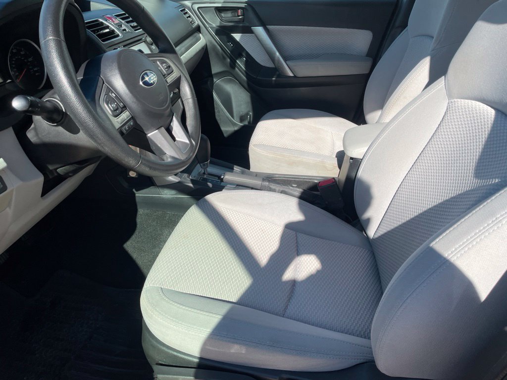 Used 2018 Subaru Forester 2.5i w/ Alloy Wheel Package AWD/4WD image 9