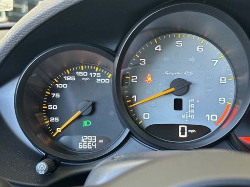 Used 2024 Porsche 718 Boxster Spyder RS RWD image 20