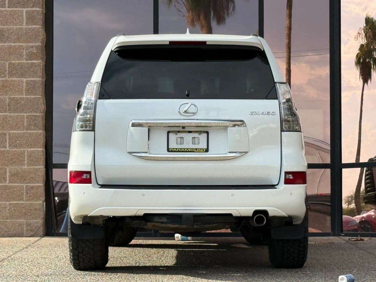 Used 2014 Lexus GX 460 w/ Premium Package AWD/4WD image 10
