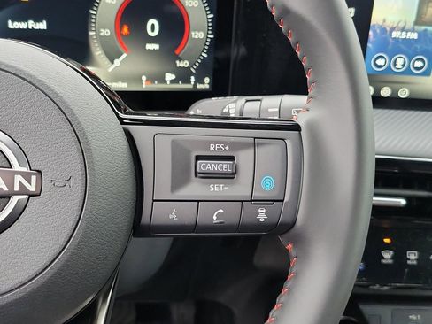 New 2026 Nissan Kicks SR w/ Illumination Package image 7