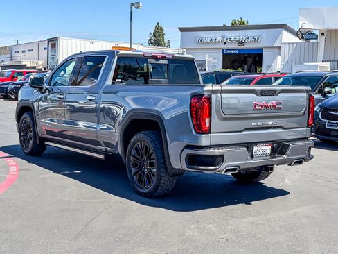 Used 2021 GMC Sierra 1500 Denali w/ Denali Ultimate Package AWD/4WD image 2