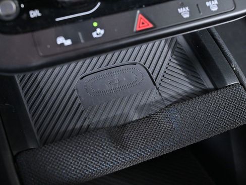 Used 2025 MINI Cooper Countryman S w/ Comfort Package Max image 17