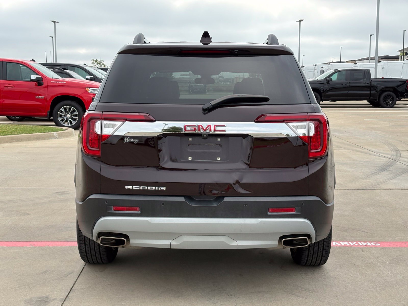Used 2020 GMC Acadia SLT FWD image 6