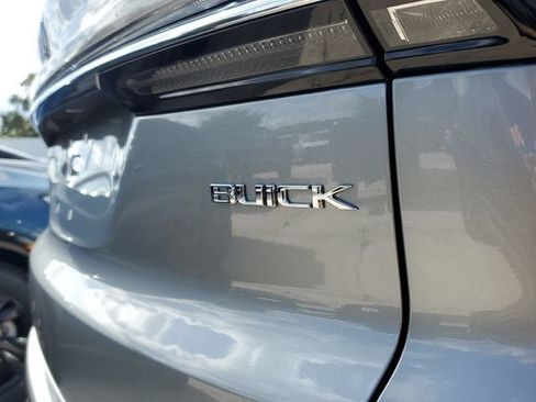 New 2026 Buick Enclave Avenir w/ Super Cruise Package FWD image 8