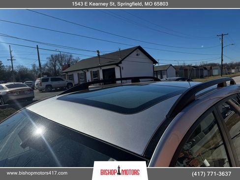 Used 2015 Subaru Forester 2.5i Premium w/ All-Weather Package image 5