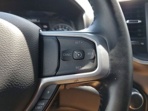 Used 2022 RAM 1500 Big Horn w/ Night Edition RWD image 26
