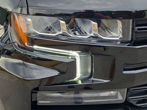 Used 2022 Chevrolet Silverado 1500 LT Trail Boss w/ Bed Protection Package image 5