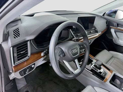 Used 2023 Audi Q5 2.0T Prestige w/ Prestige Package AWD/4WD image 9
