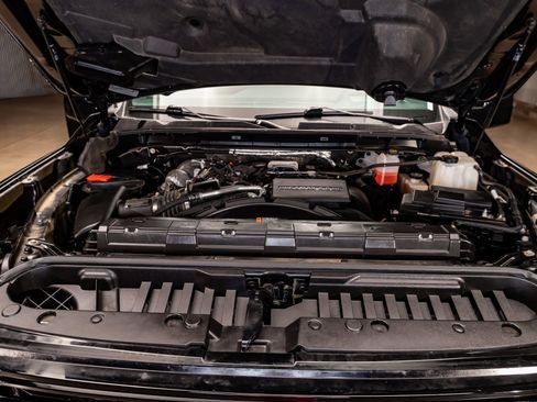 Used 2025 GMC Sierra 2500 AT4 w/ AT4 Premium Plus Package image 30