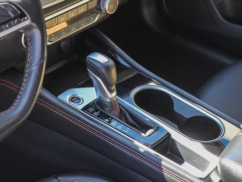 Used 2023 Nissan Altima 2.5 SR image 19