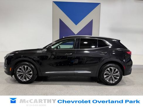 Used 2024 Buick Envision Preferred AWD/4WD image 8