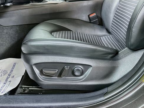 Used 2024 Toyota Camry SE FWD image 18