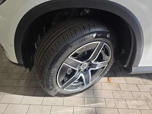 New 2026 Mercedes-Benz GLC 300 4MATIC image 33