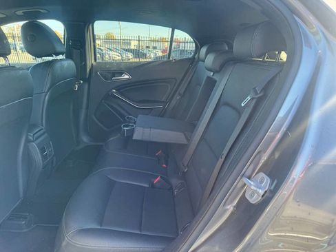 Used 2017 Mercedes-Benz GLA 250 4MATIC image 6