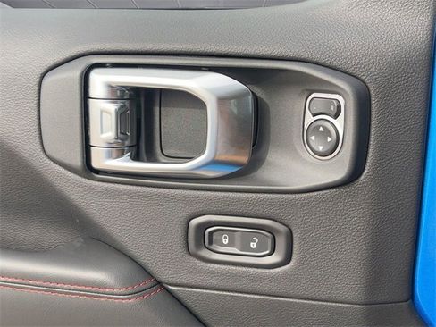 New 2026 Jeep Wrangler Unlimited Rubicon image 13