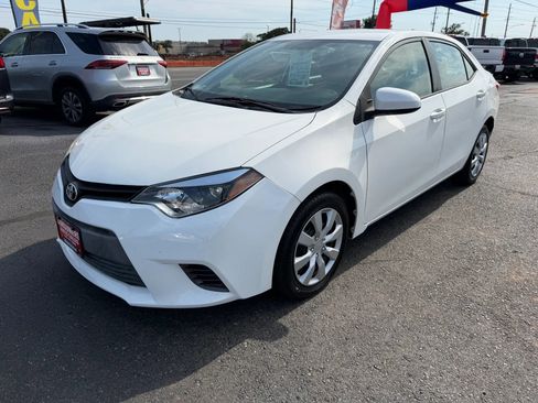 Used 2015 Toyota Corolla LE FWD image 15