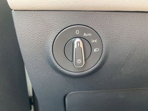 New 2025 Volkswagen Taos S image 30