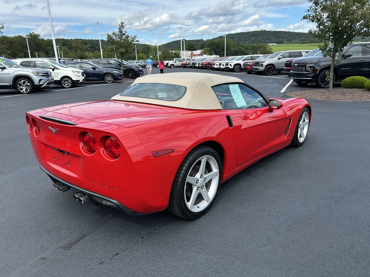 Used 2005 Chevrolet Corvette Convertible w/ Preferred Equipment Group RWD image 7